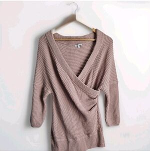 Fashion Nova Dusty Pink Knit Women Sweater Size S/M Half Sleeve V-neckline